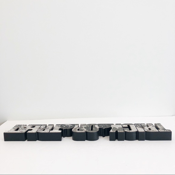 Trick or Treat Halloween Decor - Picture 5 of 5